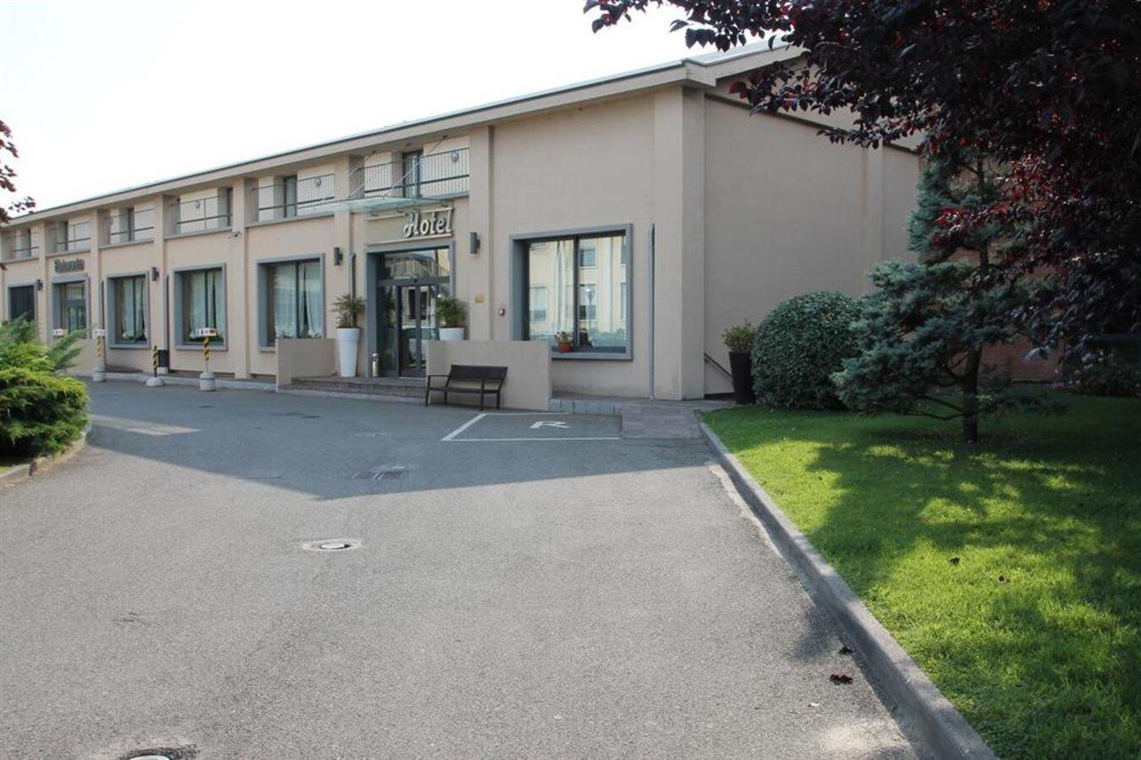 Mh Hotel Piacenza Fiera Luaran gambar