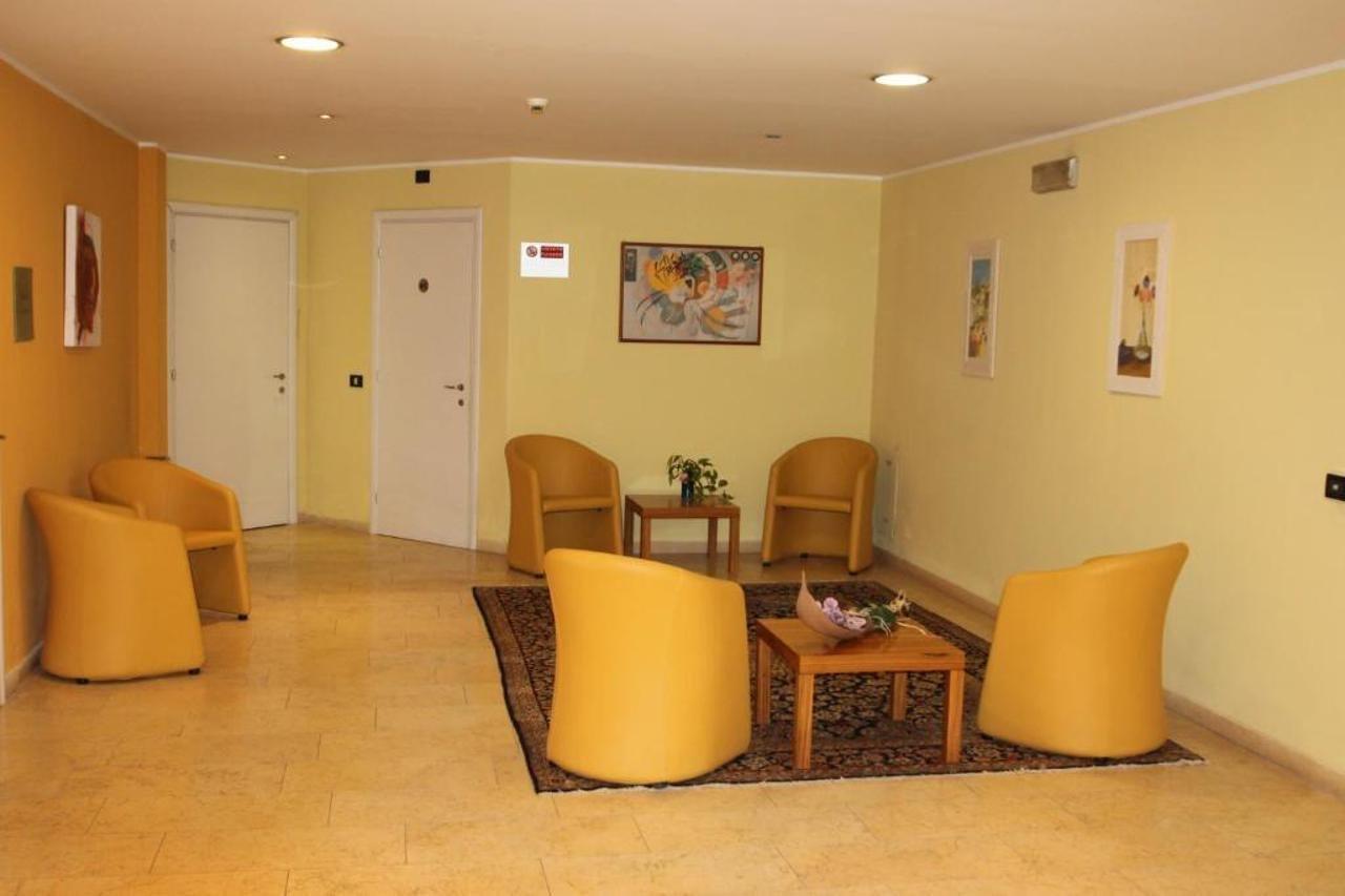 Mh Hotel Piacenza Fiera Luaran gambar