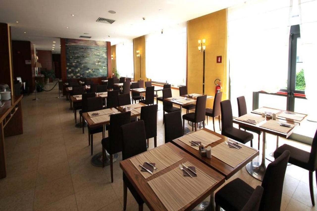 Mh Hotel Piacenza Fiera Luaran gambar